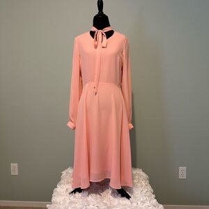 Elegant Pink Midi Dress